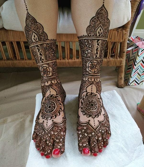 Full Foot Mehndi Designs min