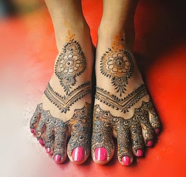 25+ Simple Full Foot Mehndi Designs 2024: Bridal/ Dulhan ke Pairon ki ...